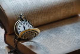 Mit Hypnose-Therapie, Meditations- und Atemtechniken eine Reise in die kindheit antreten